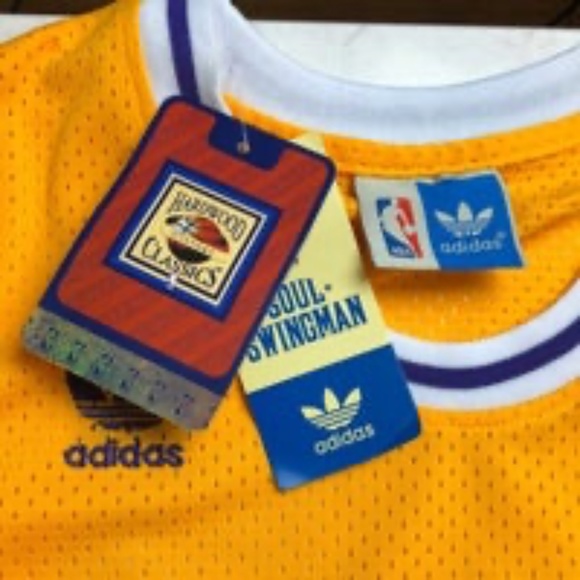 Kobe Bryant Hardwood Classic Replica Adidas Jersey - Picture 4 of 5